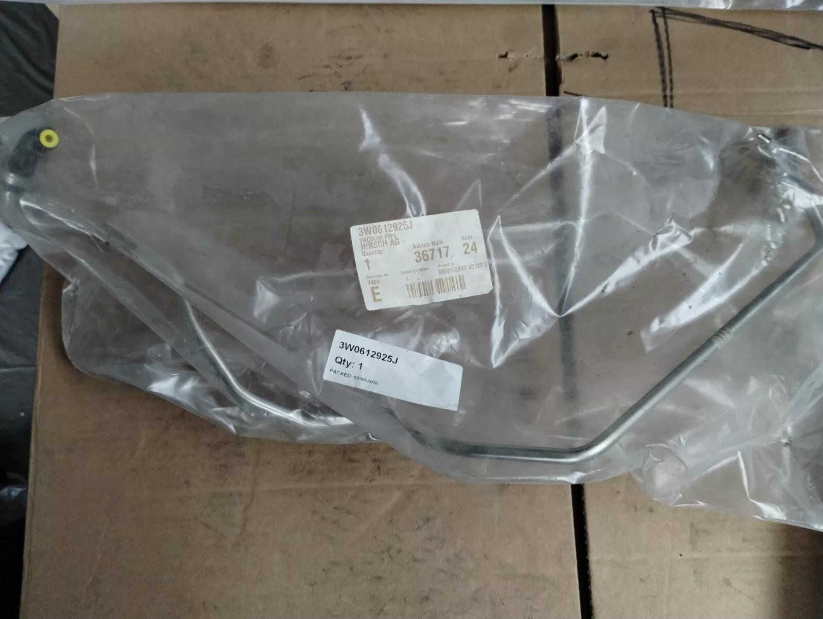 Bentley genuine VACUUM PIPE No:3W0612925J