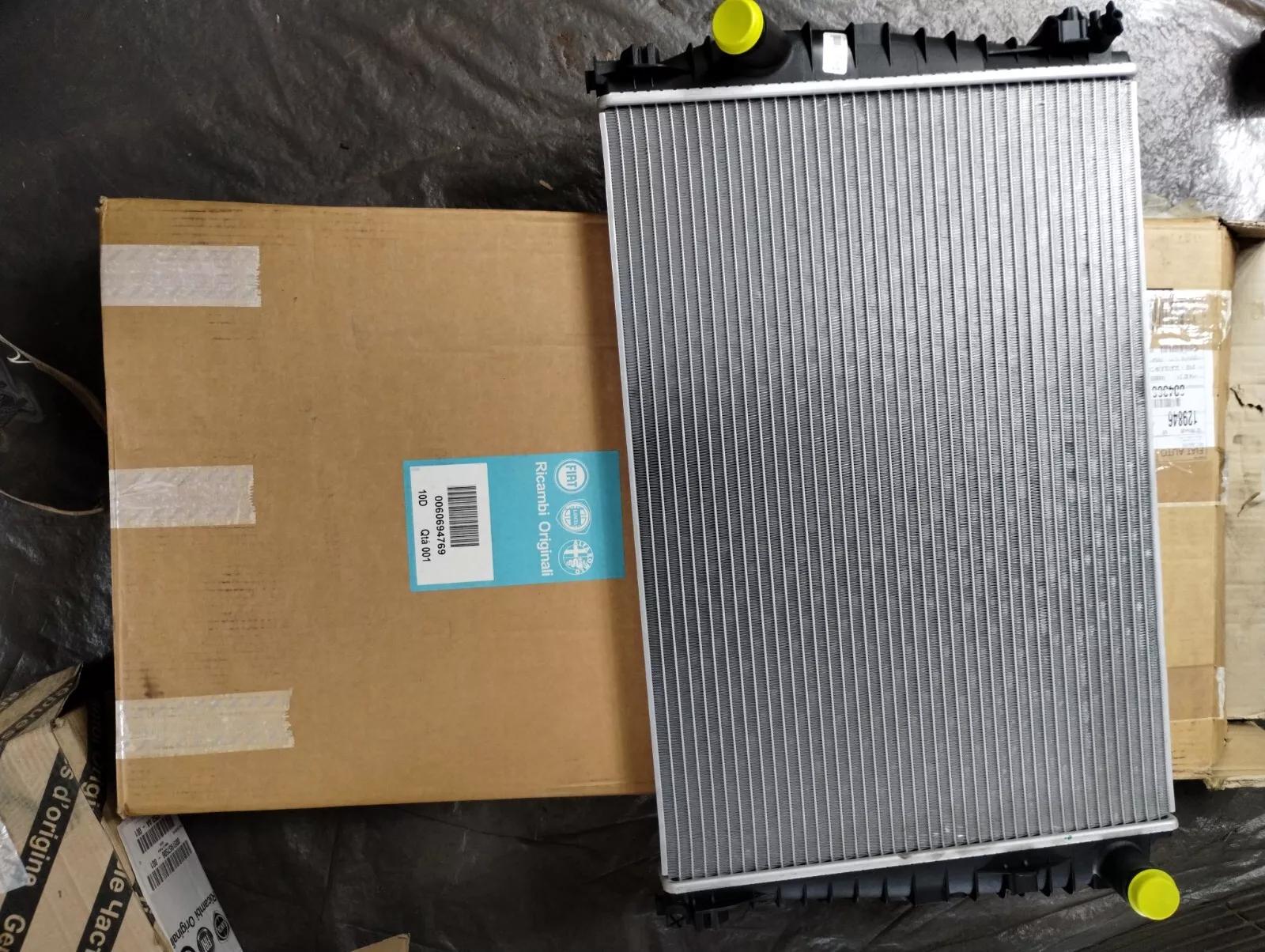 Genuine Alfa Romeo ENGINE RADIATOR No : 60694769