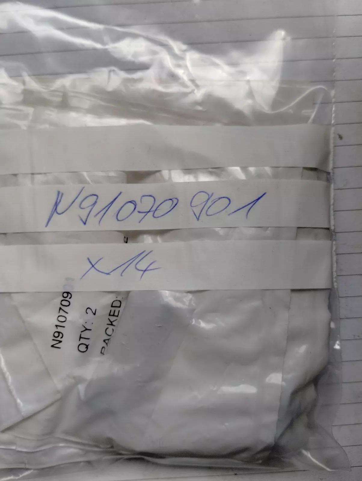 ORIGINAL VW GROUP PARTS, STUD 14 PCS No: N91070901
