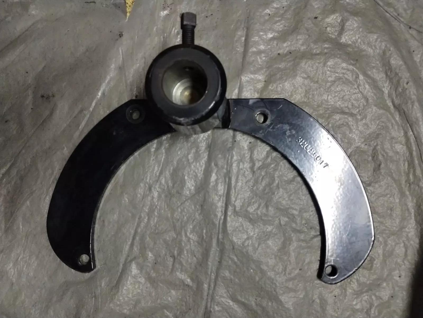 SAAB Genuine ENGINE MOUNTING ARMS GM No : 32024017