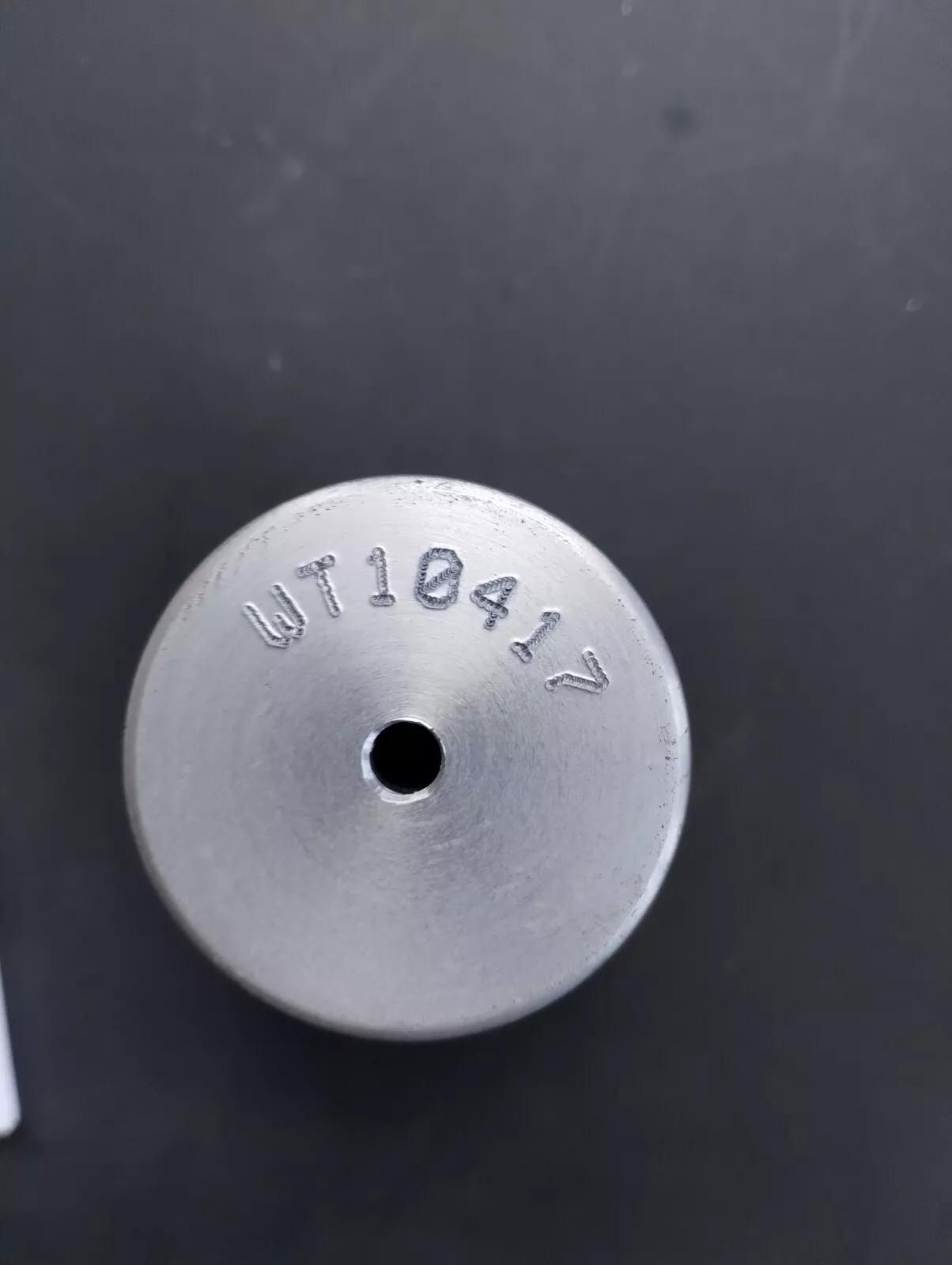 NEW BENTLEY genuine GLOVEBOX LOCK EXTRACTION No: WT10417