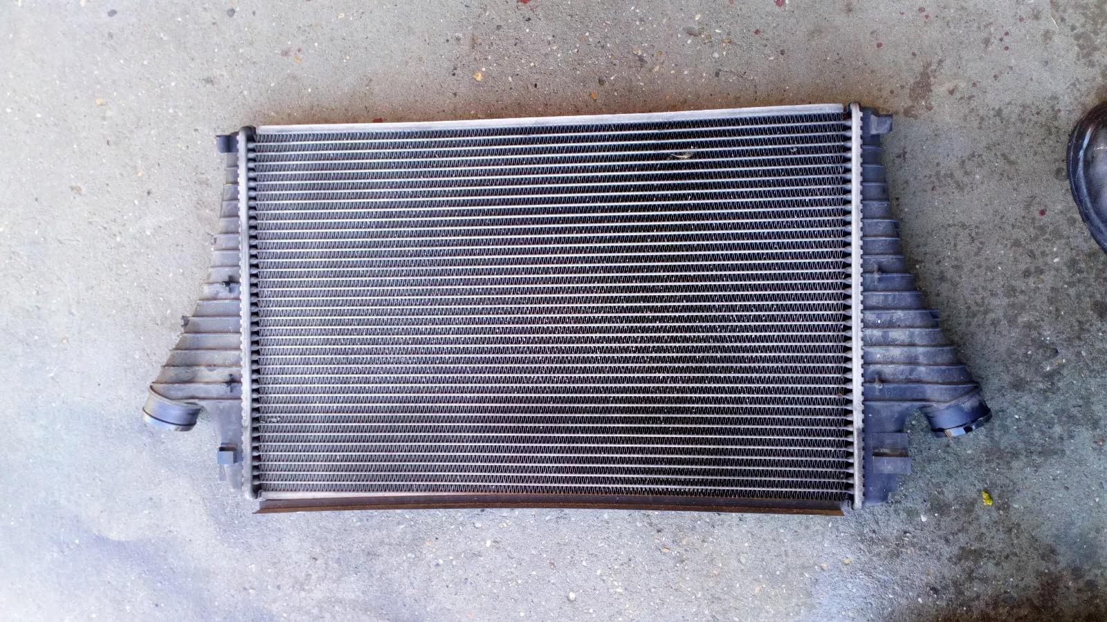 SAAB 9-3 2 0T Intercooler Part no : 12788019 Year:2003 Mileage:148000Km
