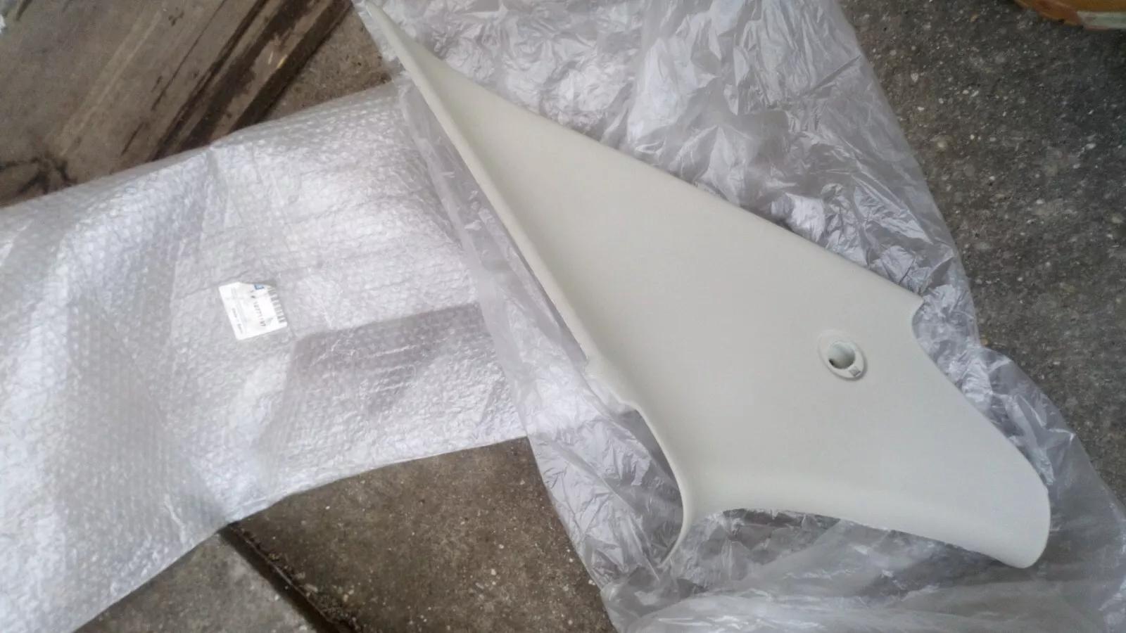 Saab 9-3 Sedan Pillar trim left Nr: 12771197