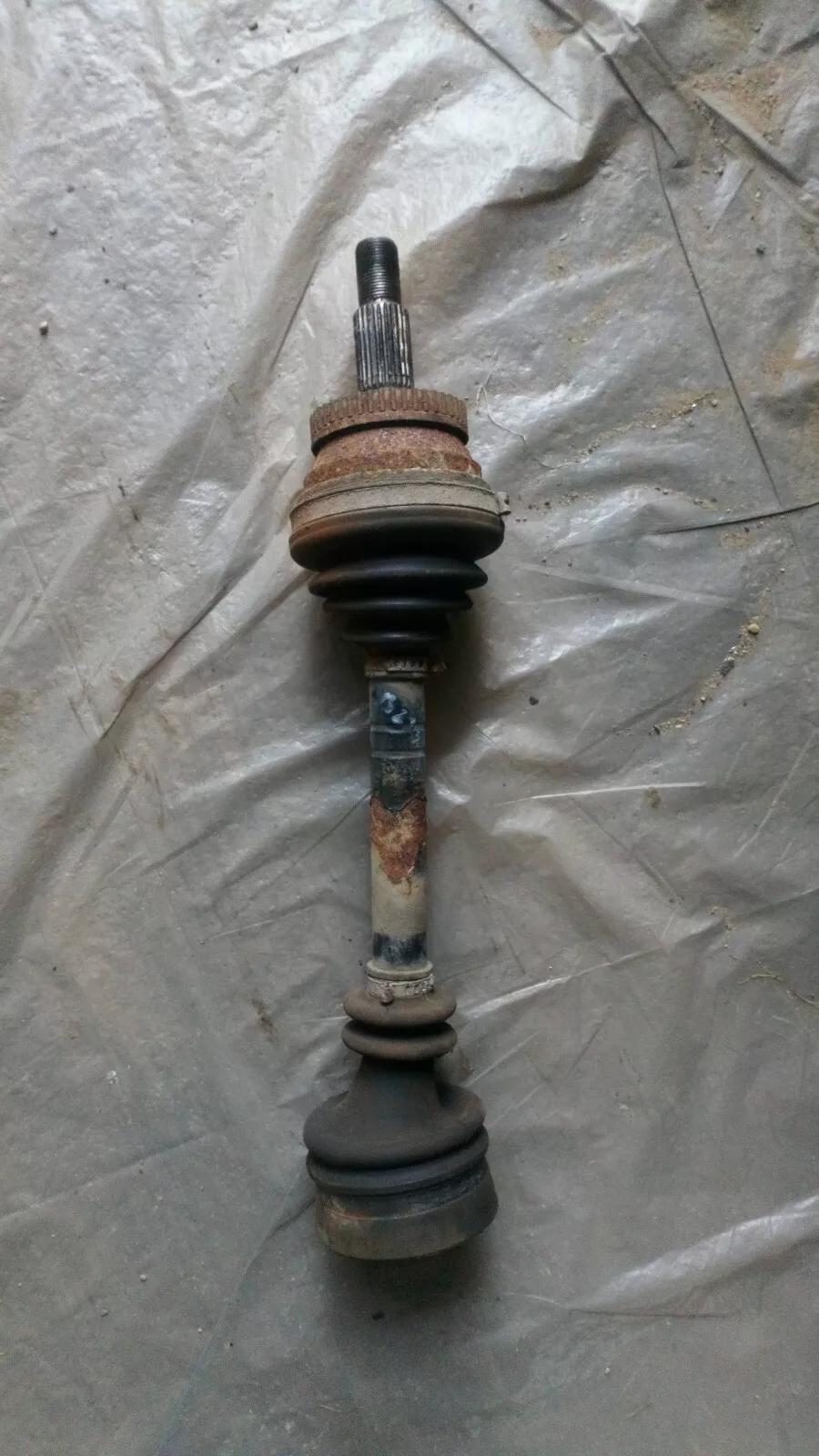 SAAB 9000 2 3T B234L drive shaft year: 1995