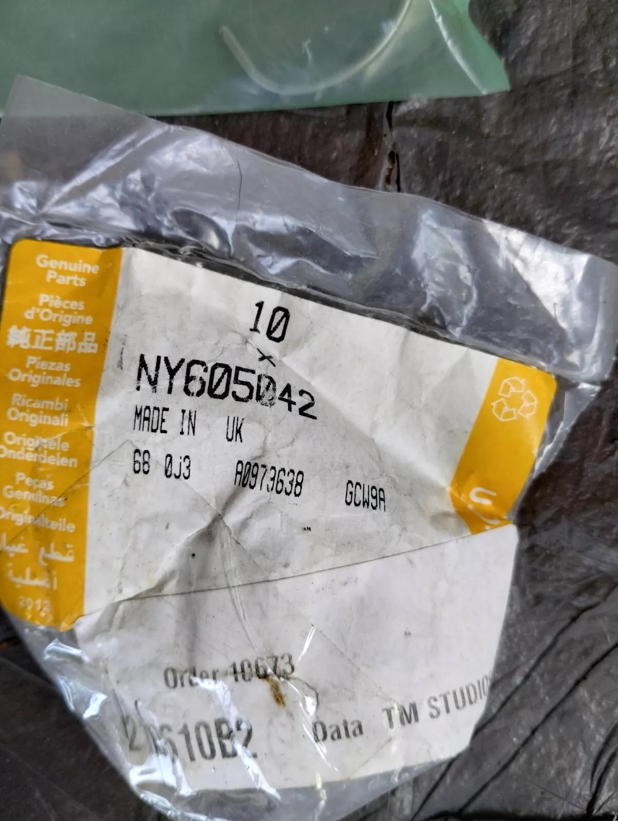 Genuine Jaguar, Land Rover, nut 11 Pcs No: NY605042