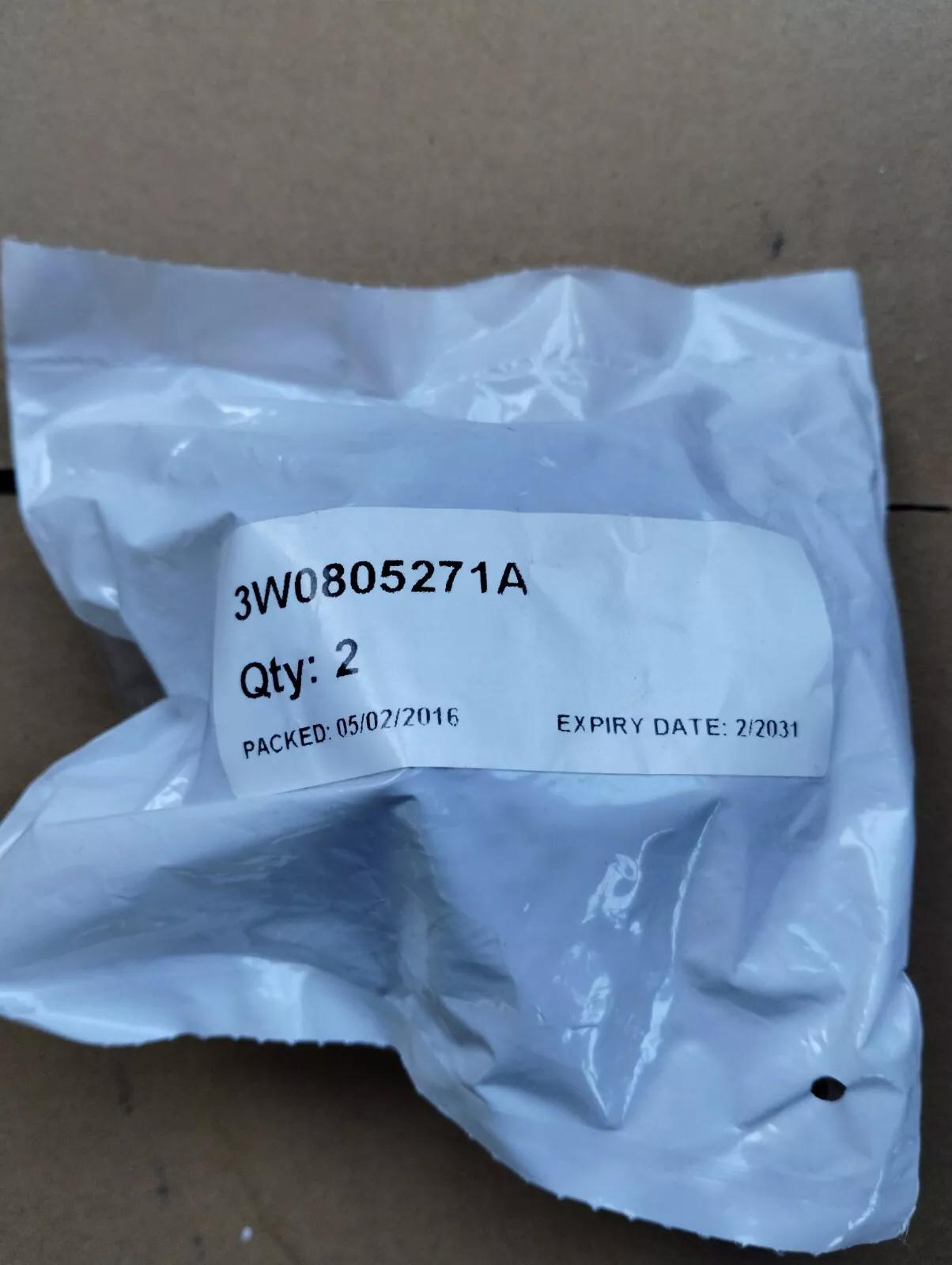 ORIGINAL BENTLEY WATER DRAIN VALVE 1 PCS No: 3W0805271A