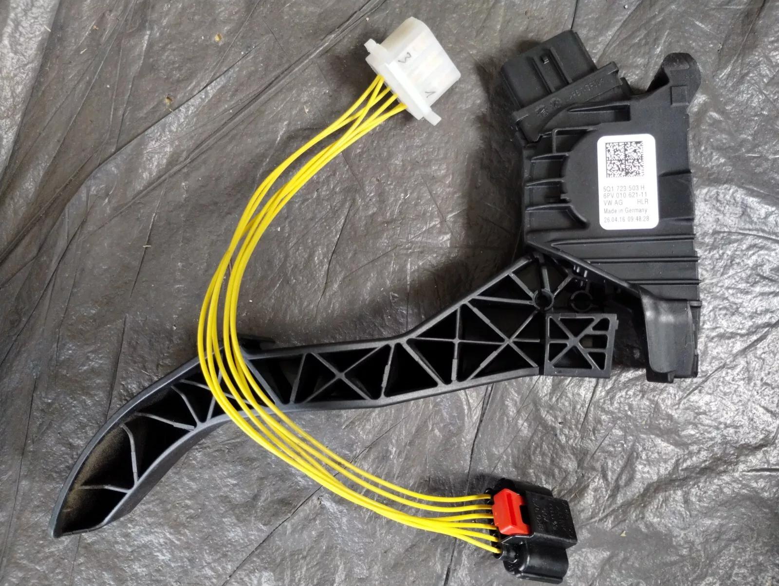 ORIGINAL VW GROUP PARTS, accelerator pedal No : 5Q1723503H