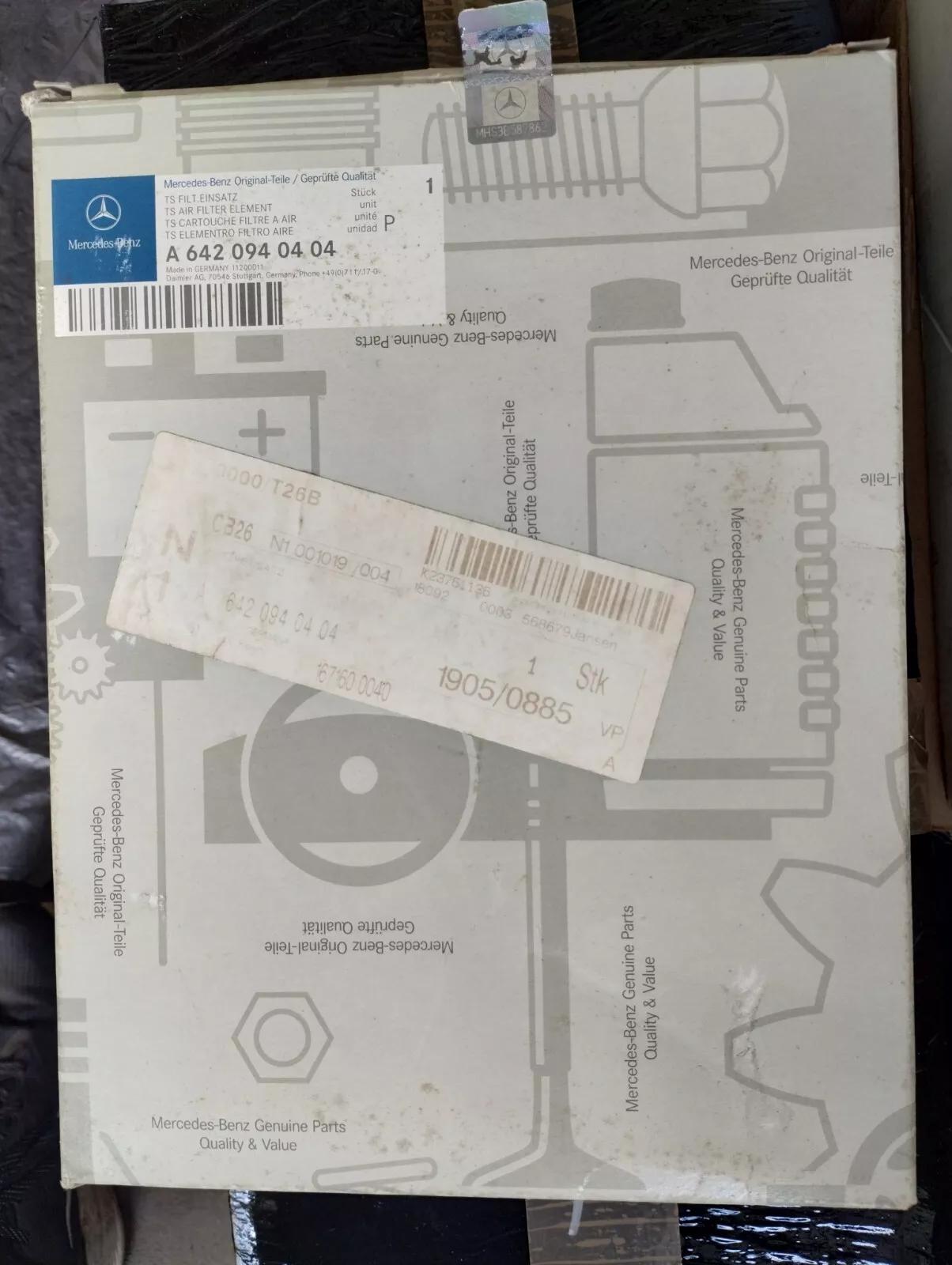 ORIGINAL Mercedes, air filter No: A6420940404