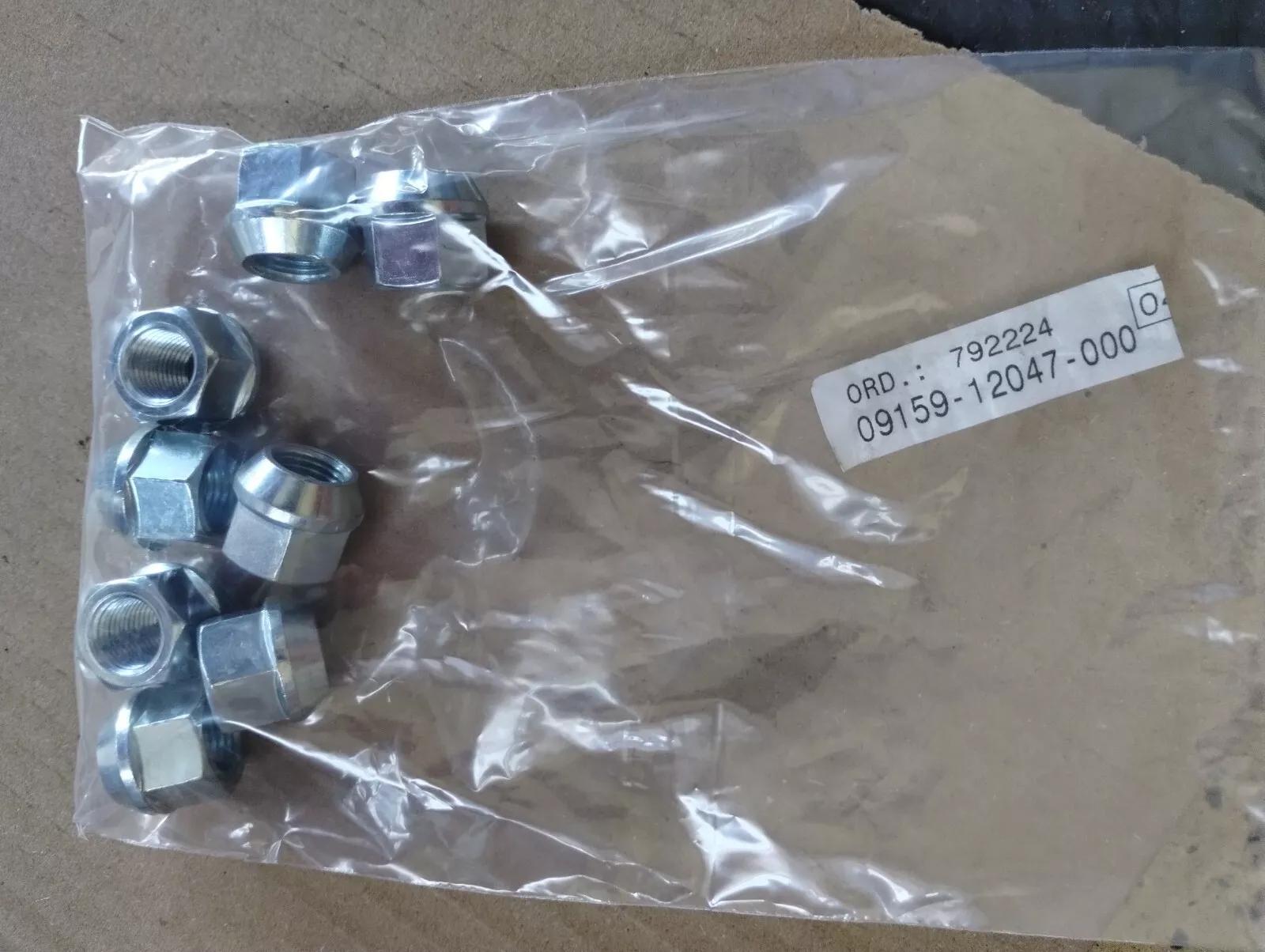 Genuine Suzuki wheel nut 8 pcs No: 09159-12047-000