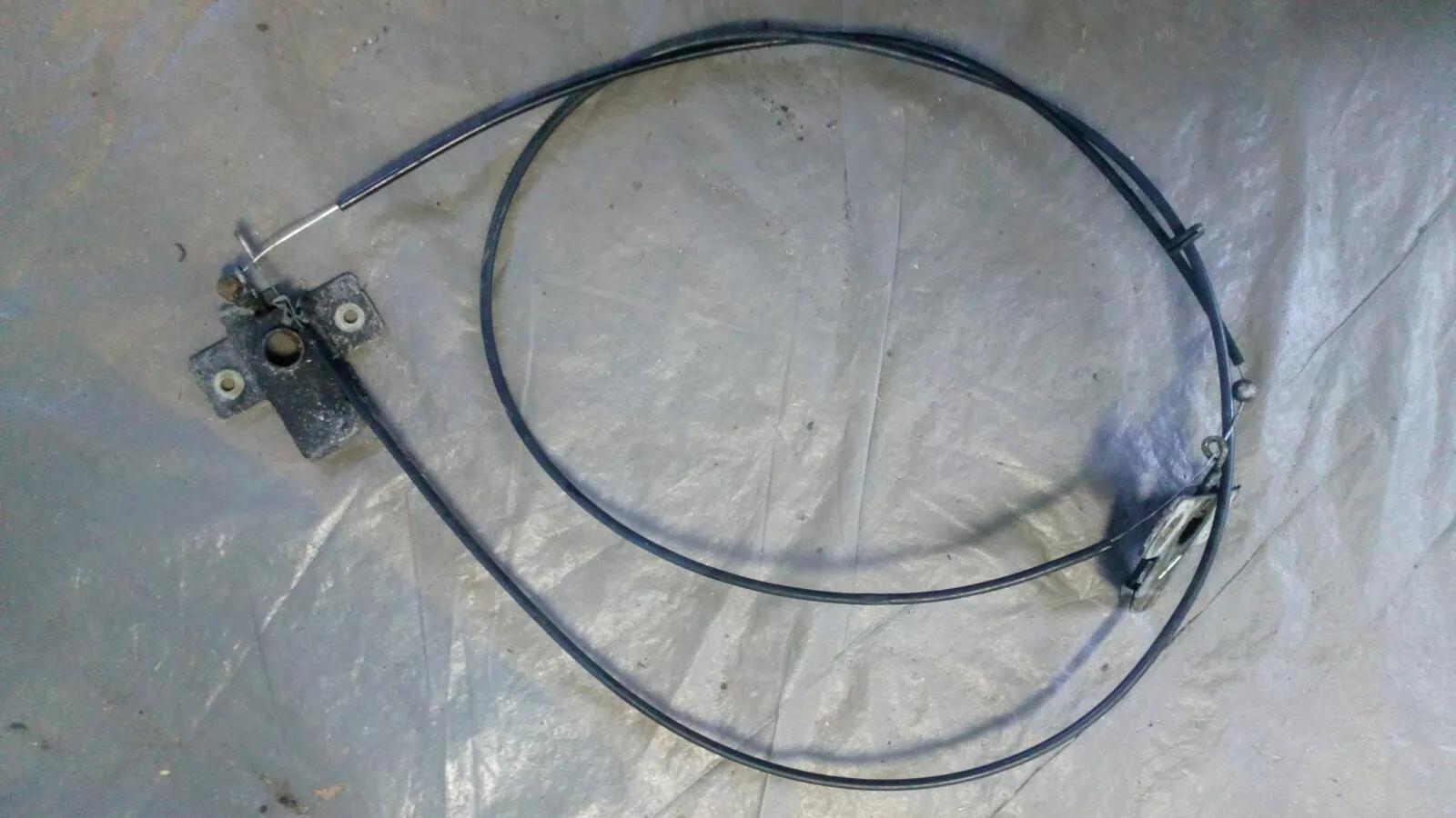 SAAB 9000 hood lock with cable year:1995