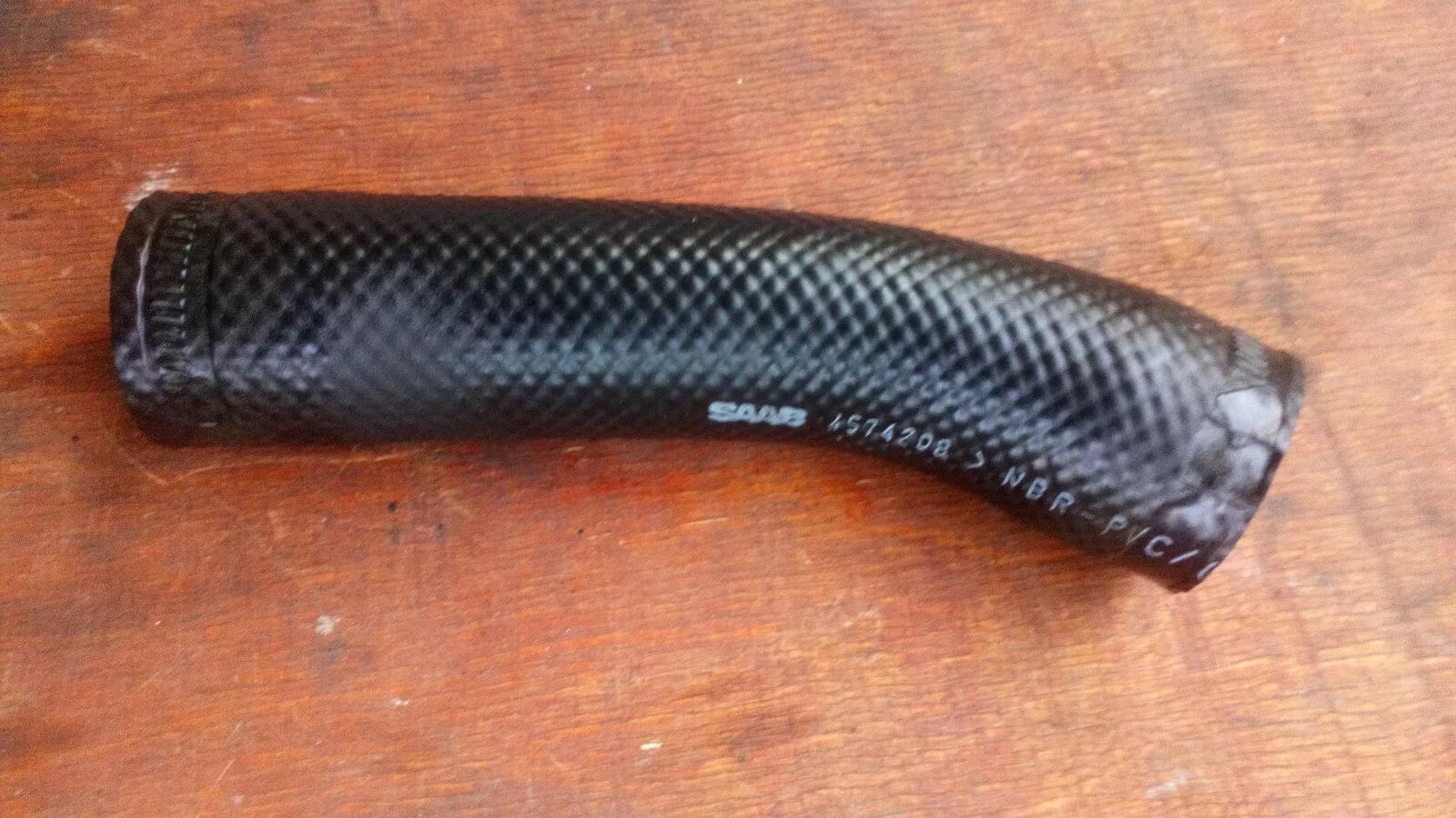 Saab 9-5 fuel tank filler pipe Part no: 4574208