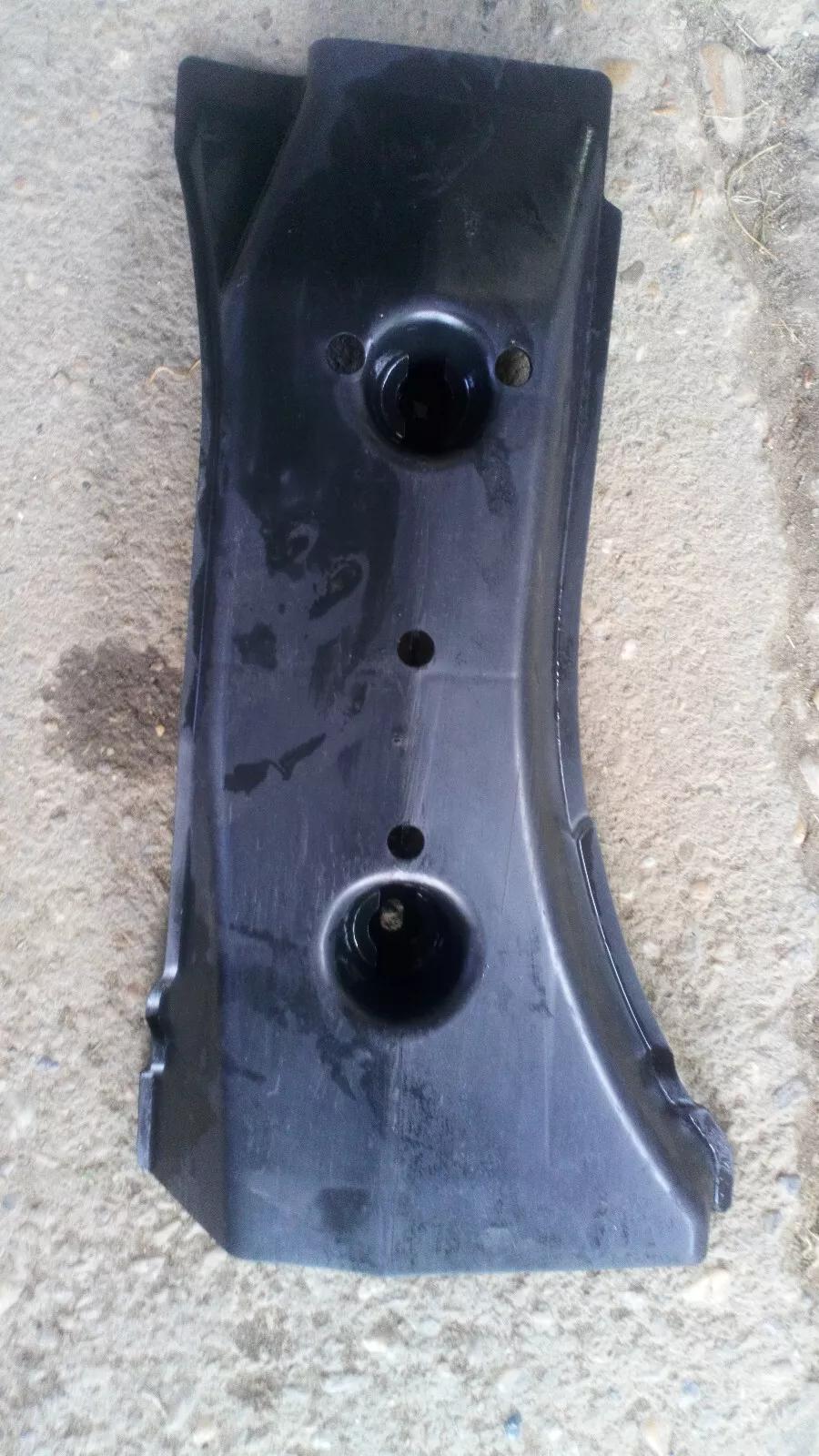 Saab 9-3, 900 fuel filter cover part no:4830808 year:1994-03