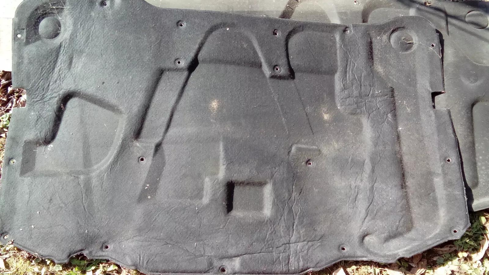 SAAB 9000 original hood insulation Year: 1992-1998