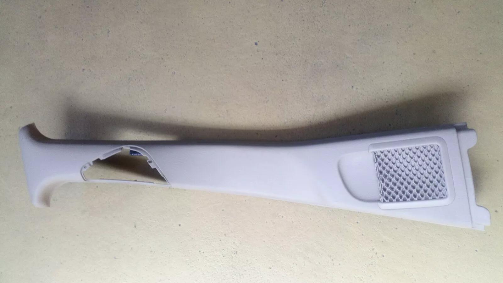 Saab 9-5 "B" Pillar trim right, part no:4706172 year: 1998-
