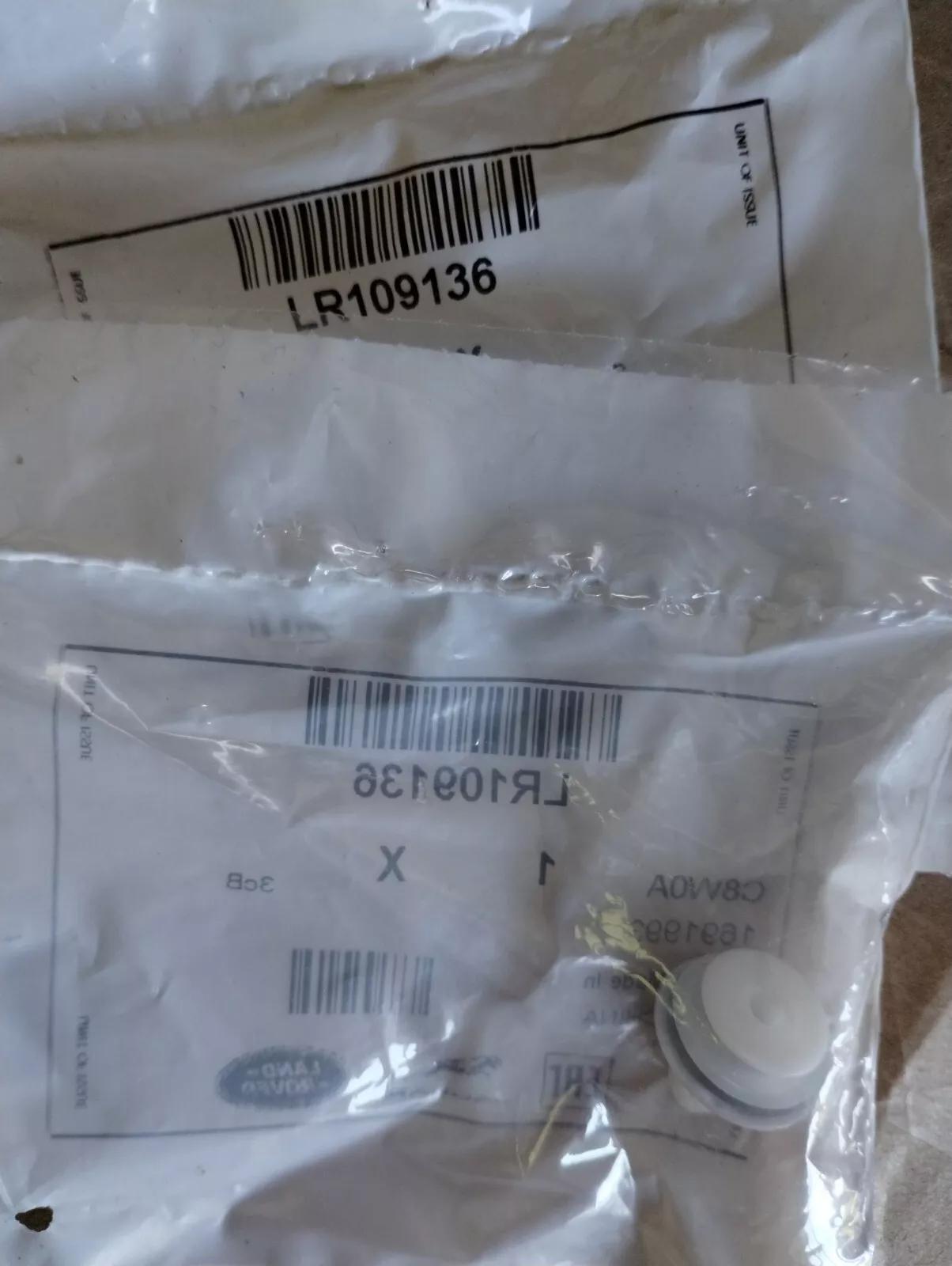 Genuine Jaguar, Land Rover, Clip 6 pcs no: LR109136