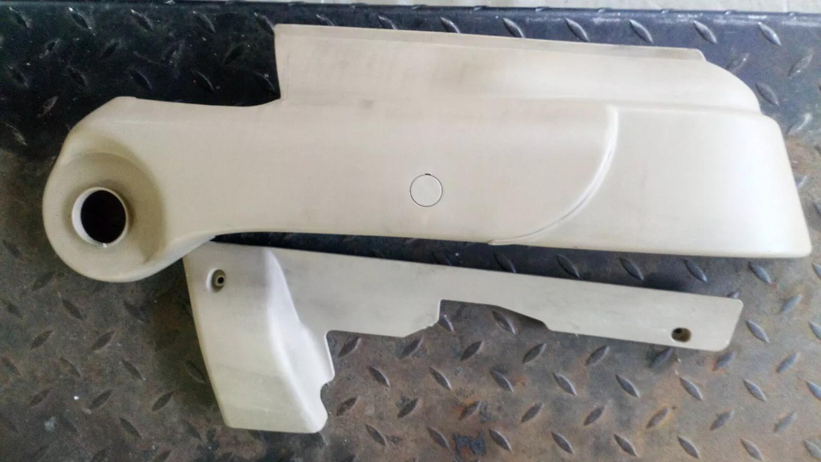 SAAB 9-5 seat side panel left Color Beige Teilnr:4845962,4846119