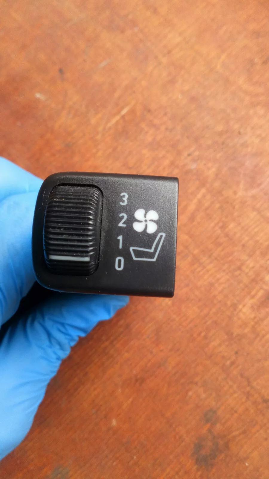 SAAB 9-5 seat cooling switch part no:4616504