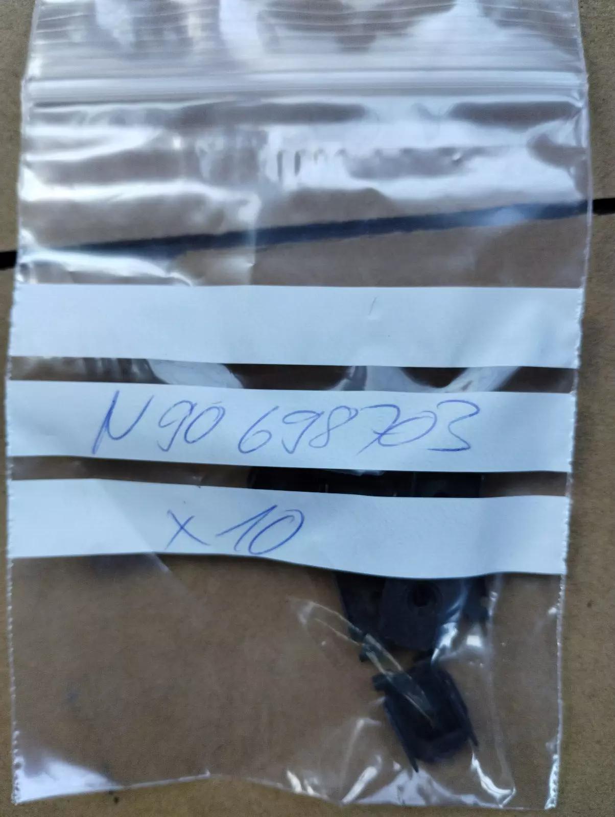 ORIGINAL BENTLEY SPEED NUT 10 PCS Nr: N90698703