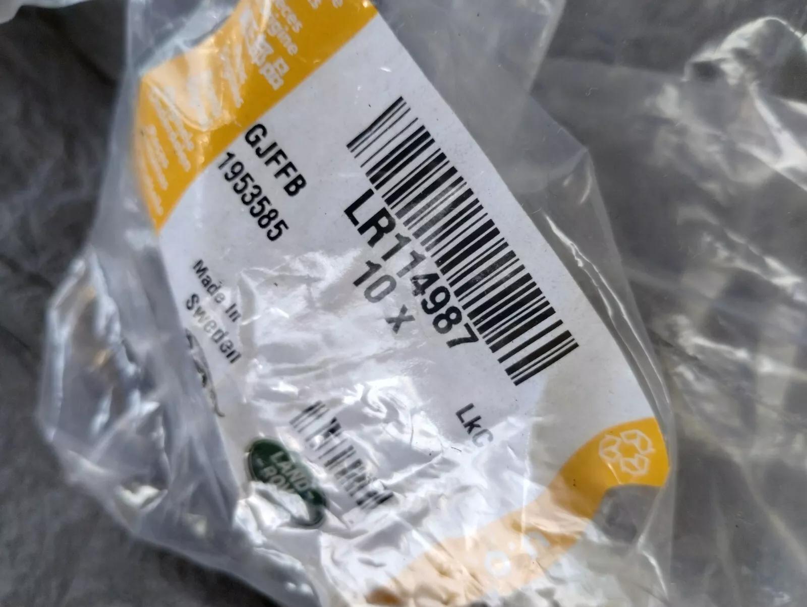 Genuine Jaguar, Land Rover, Bolt 4 Pcs Nr: LR114987