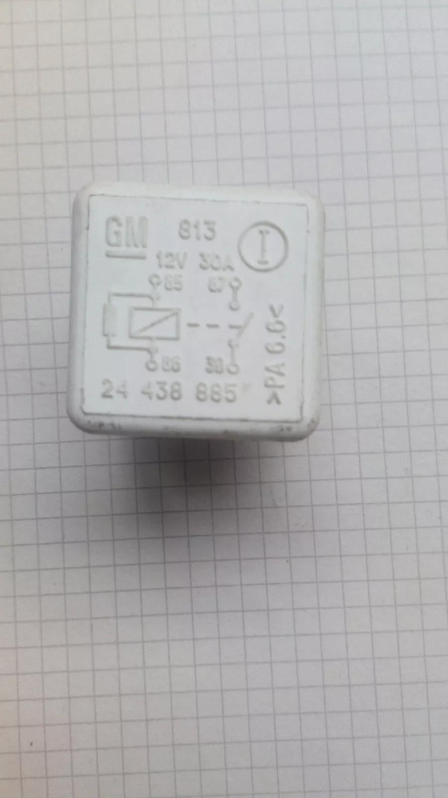 GM Relay, Part no :24438885